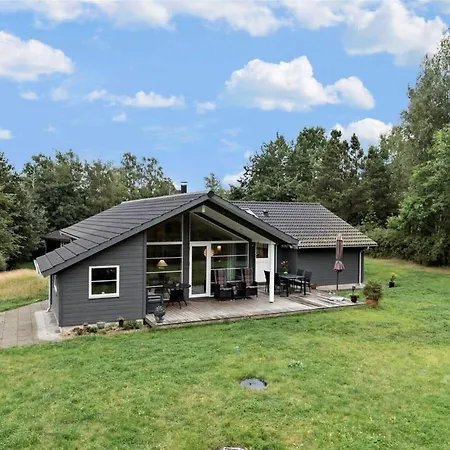 11802-nykobing-sj-gogetoften-10 * Nyrup